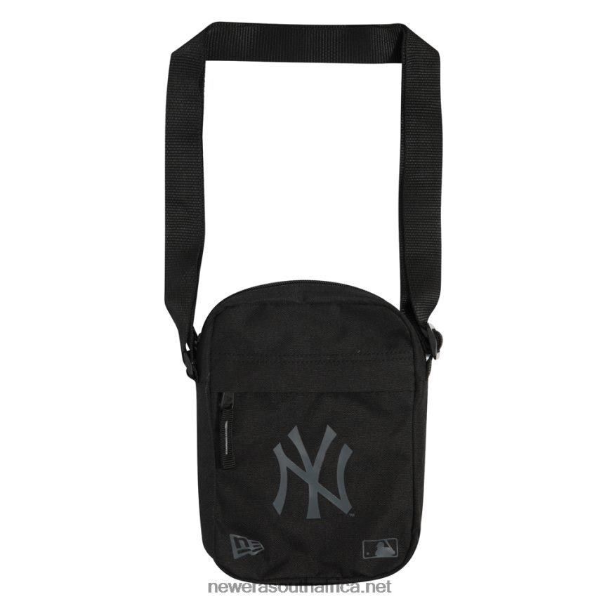 New York Yankees Logo Black Side Bag New Era TRBRBN3197