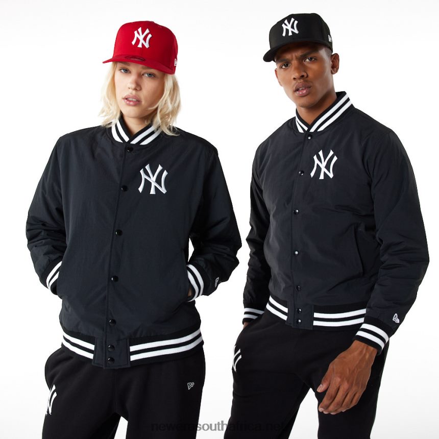 New York Yankees Team Logo Black Bomber Jacket New Era TRBRBN2584
