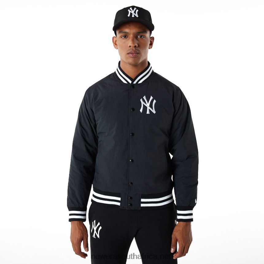 New York Yankees Team Logo Black Bomber Jacket New Era TRBRBN2584