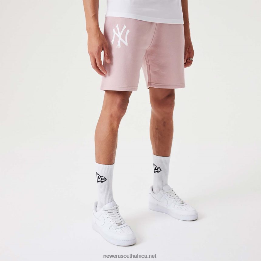 New York Yankees MLB League Essential Pastel Pink Shorts New Era TRBRBN2644