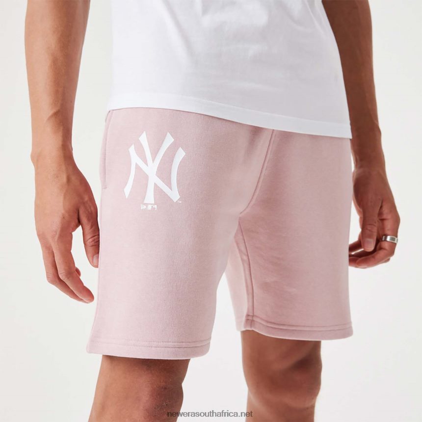 New York Yankees MLB League Essential Pastel Pink Shorts New Era TRBRBN2644