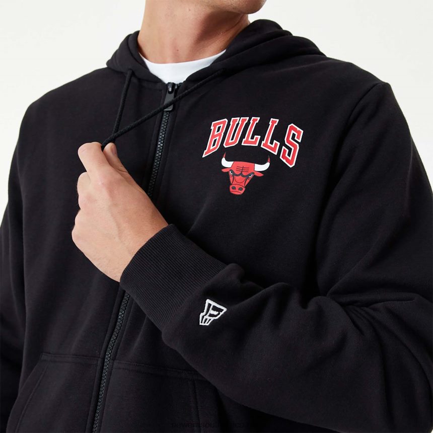 Chicago Bulls NBA Essentials Black Full-Zip Hoodie New Era TRBRBN2680