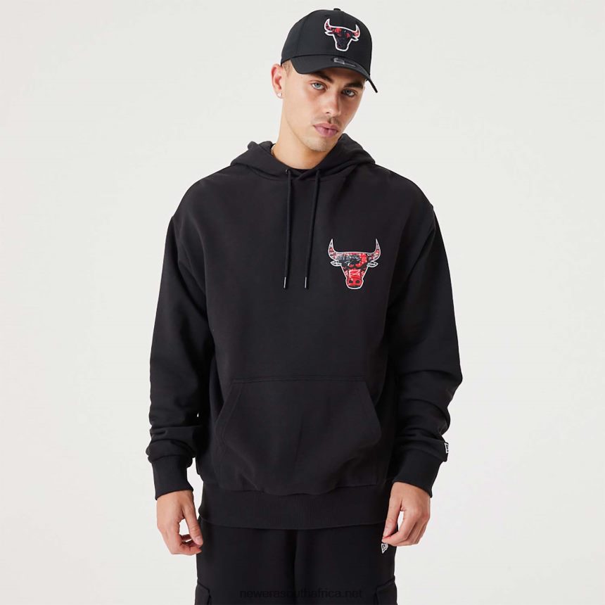 Chicago Bulls NBA Infill Team Logo Black Pullover Hoodie New Era TRBRBN2688