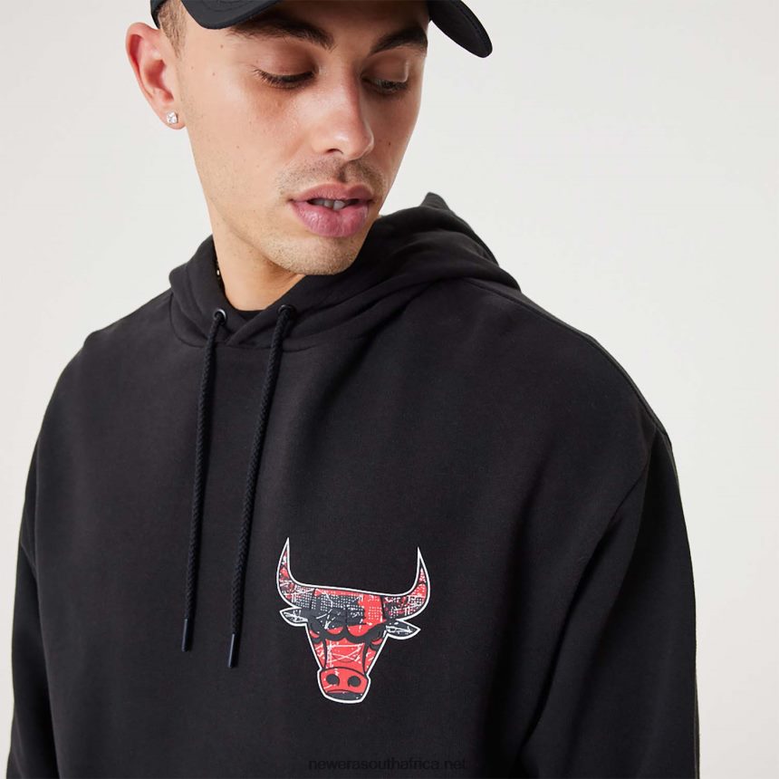 Chicago Bulls NBA Infill Team Logo Black Pullover Hoodie New Era TRBRBN2688
