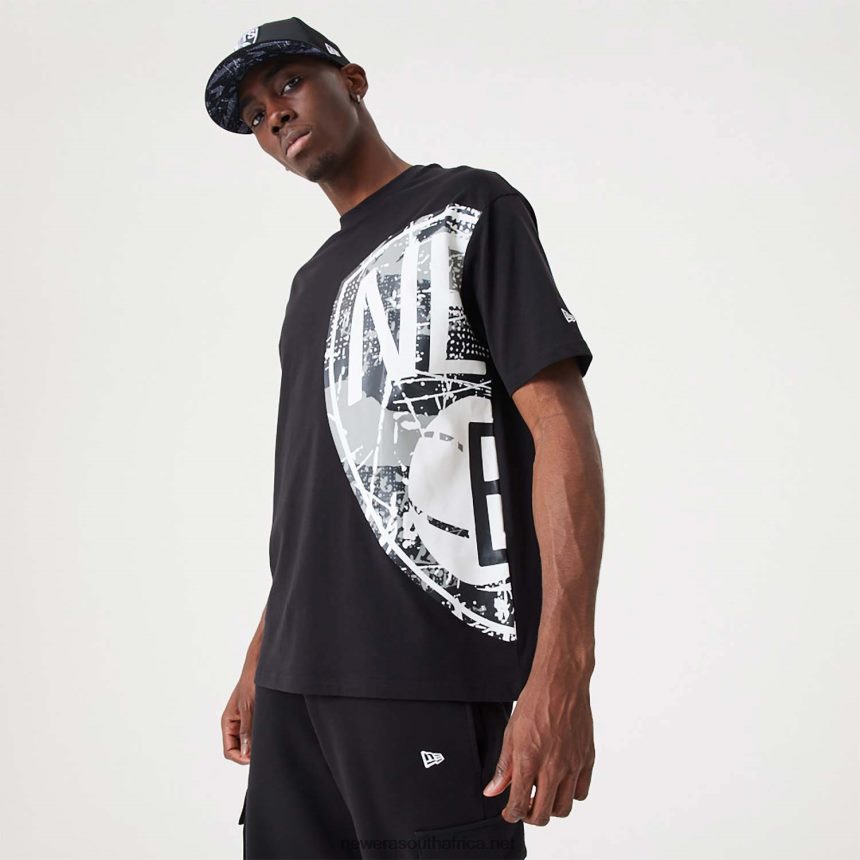 Brooklyn Nets NBA Large Team Logo Black Oversized T-Shirt New Era TRBRBN2955