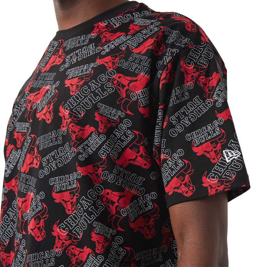Chicago Bulls Logo Print Black Oversized T-Shirt New Era TRBRBN3087