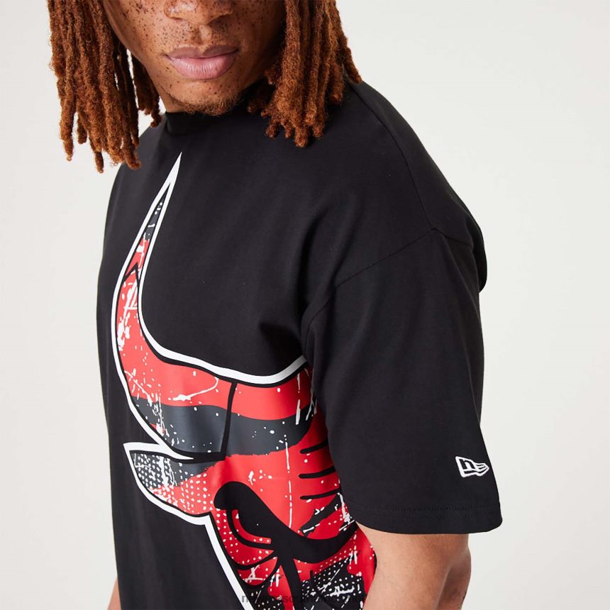 Chicago Bulls NBA Large Team Logo Black Oversized T-Shirt New Era TRBRBN2969