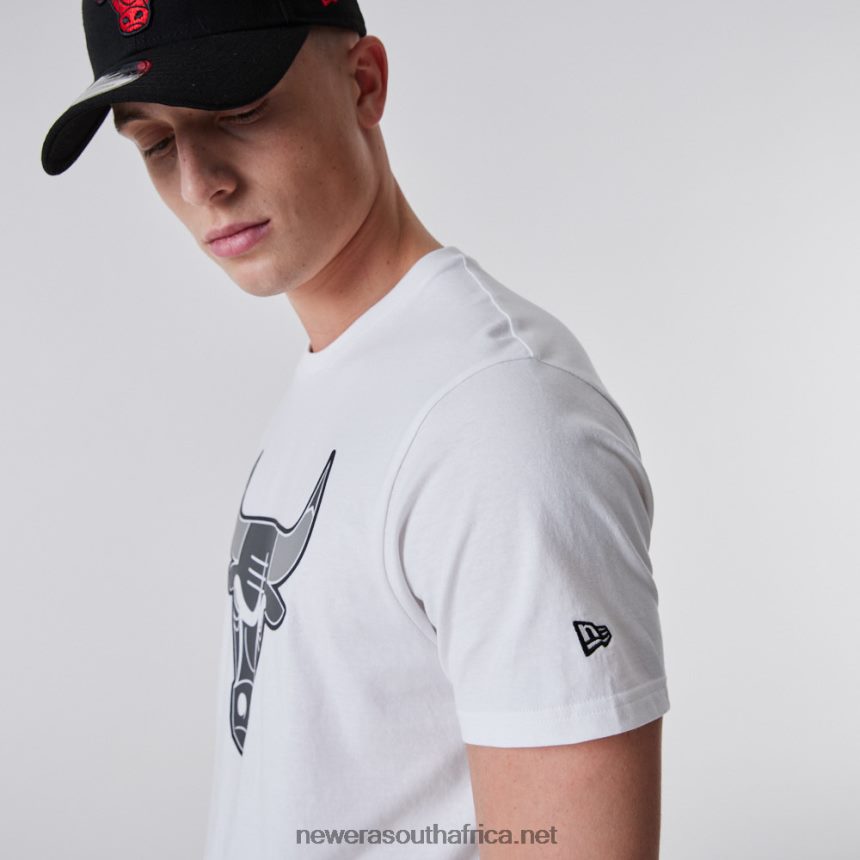 Chicago Bulls NBA Outline Logo White T-Shirt New Era TRBRBN2845