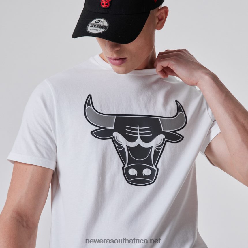 Chicago Bulls NBA Outline Logo White T-Shirt New Era TRBRBN2845
