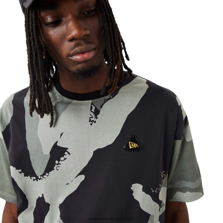 Graphic Camo Print Black Oversized T-Shirt New Era TRBRBN3059
