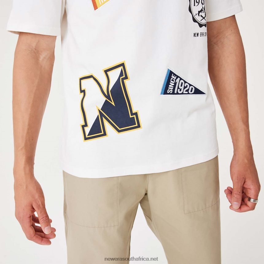 Heritage Badge Open White Oversized T-Shirt New Era TRBRBN3095