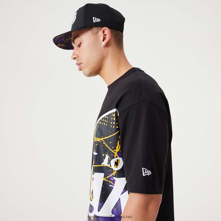 LA Lakers NBA Large Team Logo Black Oversized T-Shirt New Era TRBRBN2941