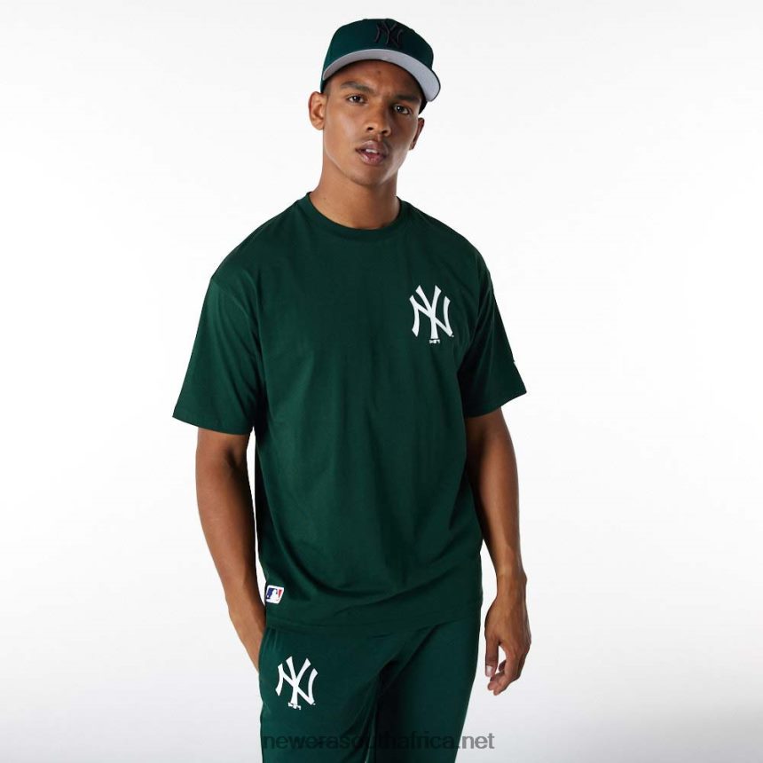 New York Yankees Essentials Oversized Dark Green T-Shirt New Era TRBRBN2917