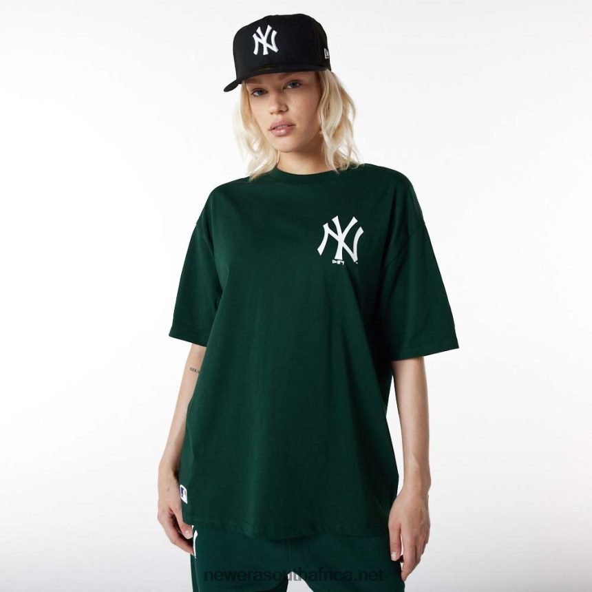 New York Yankees Essentials Oversized Dark Green T-Shirt New Era TRBRBN2917