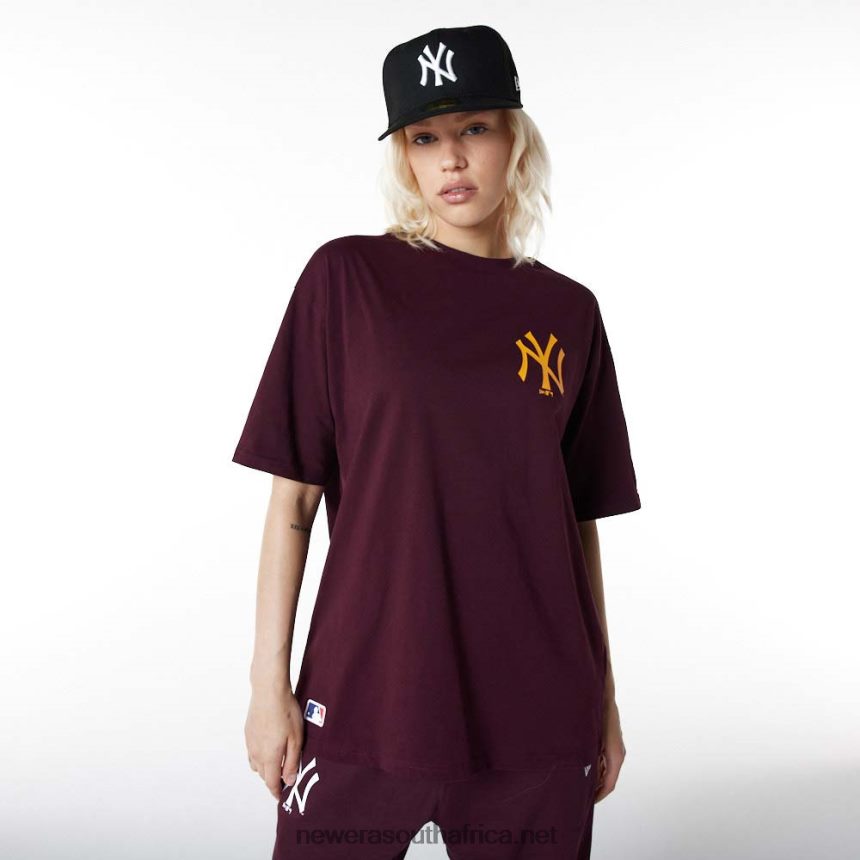 New York Yankees Essentials Oversized Dark Purple T-Shirt New Era TRBRBN2931
