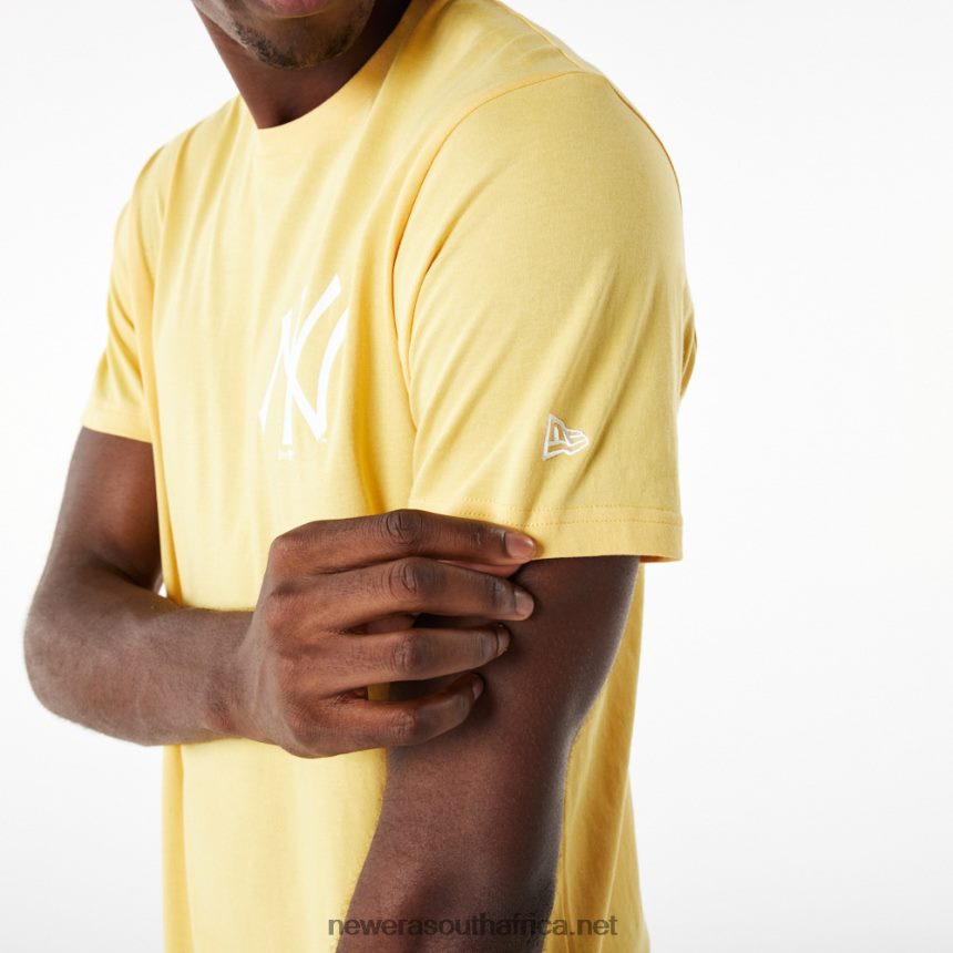 New York Yankees League Essential Pastel Yellow T-Shirt New Era TRBRBN3113