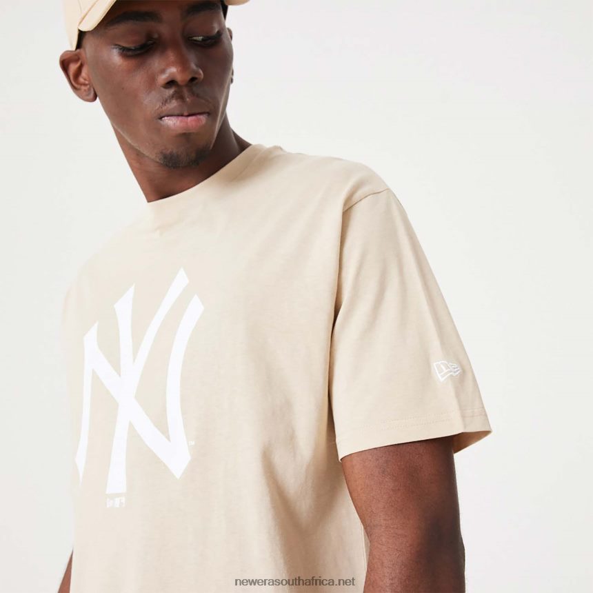 New York Yankees MLB League Essential Light Beige Oversized T-Shirt New Era TRBRBN3054
