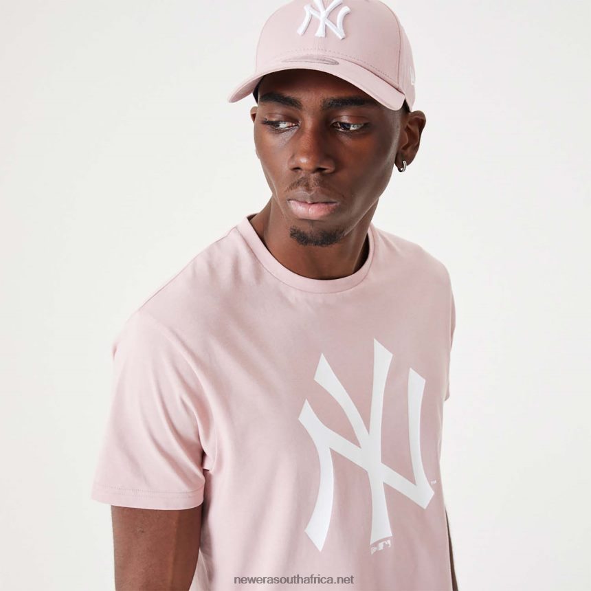 New York Yankees MLB League Essential Pastel Pink Tee New Era TRBRBN3068