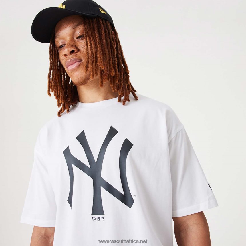 New York Yankees MLB League Essential White Oversized T-Shirt New Era TRBRBN3082