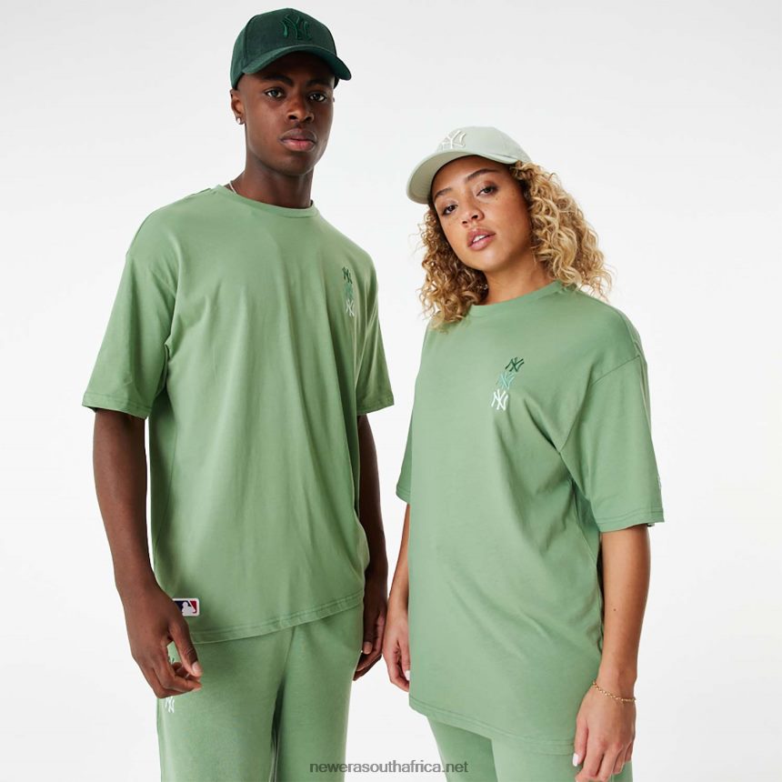 New York Yankees MLB Stacked Logo Green Oversized T-Shirt New Era TRBRBN2855