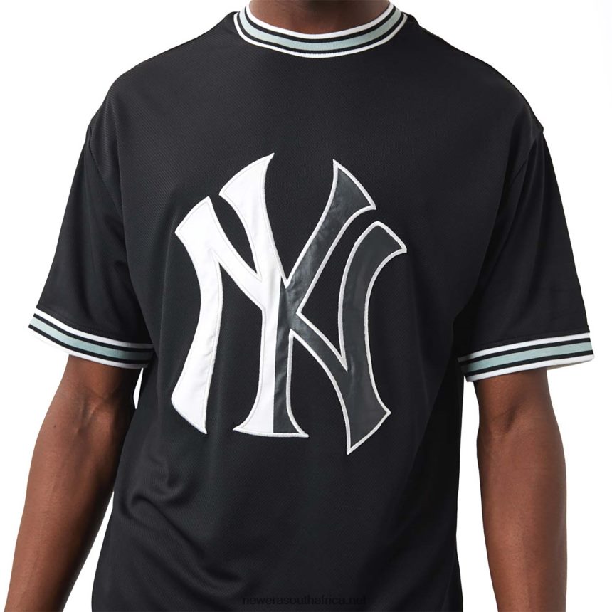 New York Yankees MLB Team Logo Black T-Shirt New Era TRBRBN3142