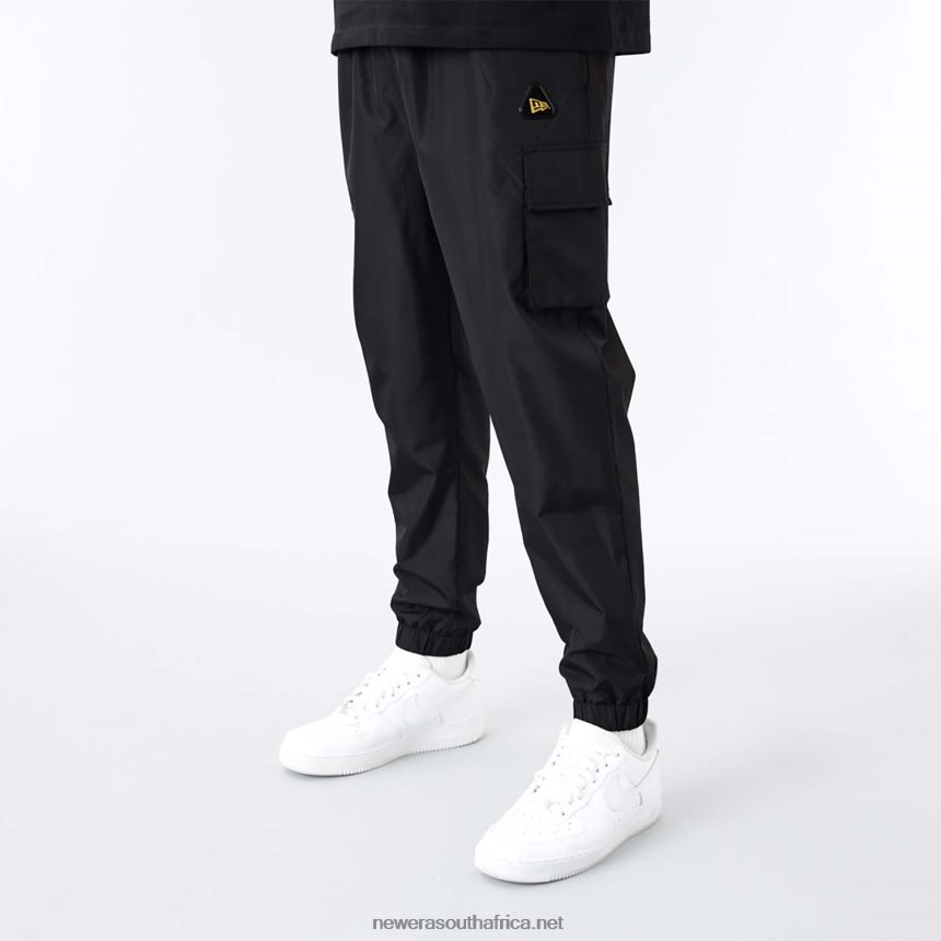 Black Cargo Track Pants New Era TRBRBN2610