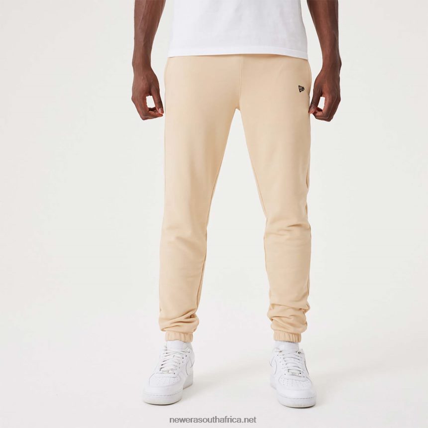 Essential Light Beige Joggers New Era TRBRBN2618