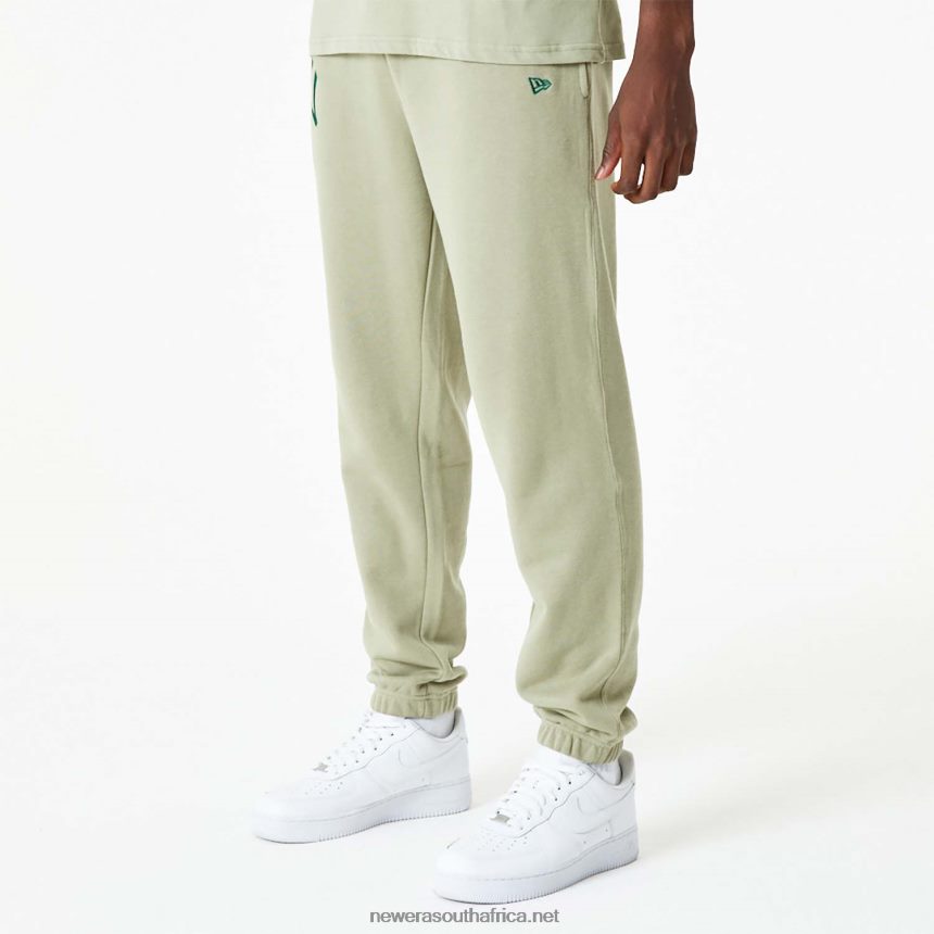 New York Yankees MLB Embroidered Logo Washed Khaki Joggers New Era TRBRBN2624