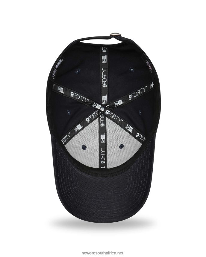 Boston Red Sox League Essentials Navy 9FORTY Adjustable Cap New Era TRBRBN1587