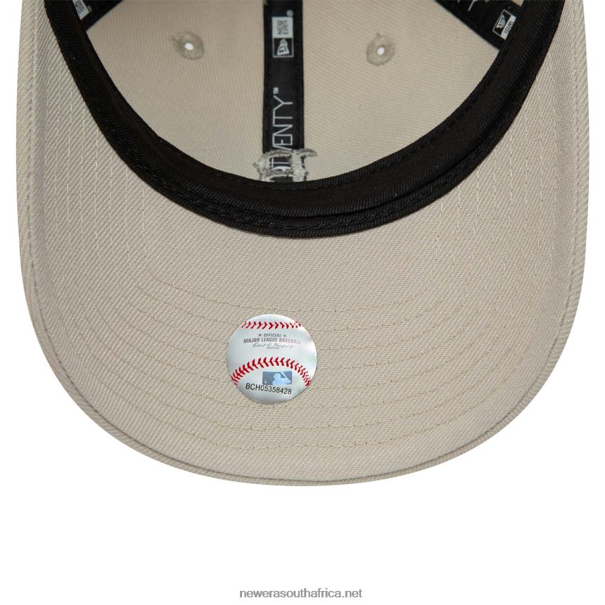 Boston Red Sox Mini Logo 9TWENTY Adjustable Cap New Era TRBRBN2264