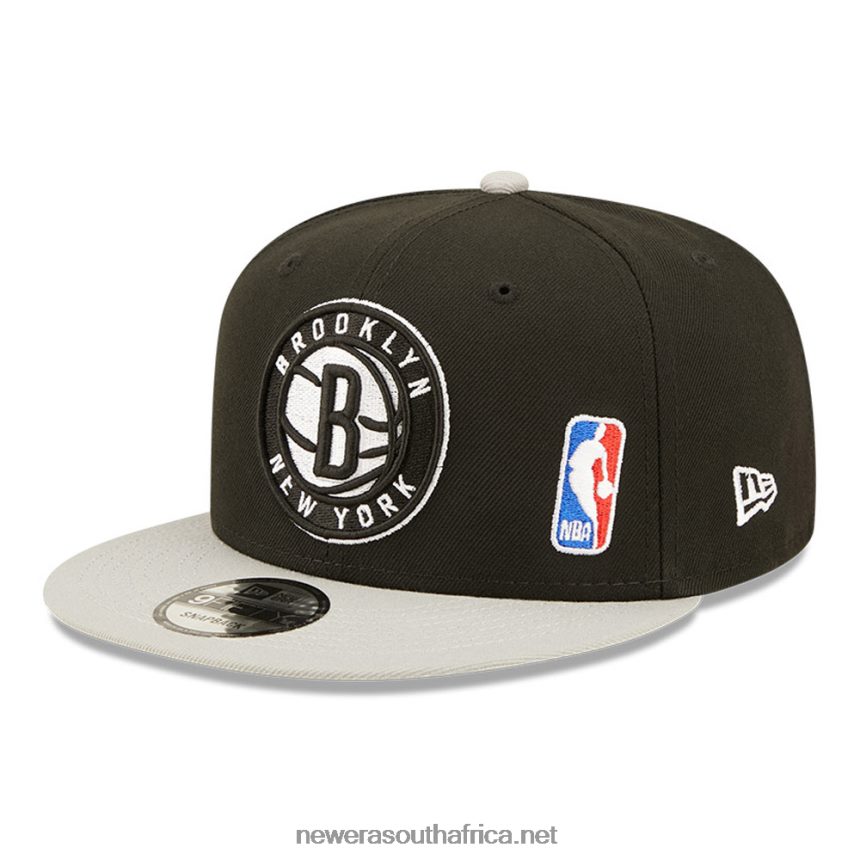 Brooklyn Nets NBA Black Letter Arch Black 9FIFTY Snapback Cap New Era TRBRBN1971