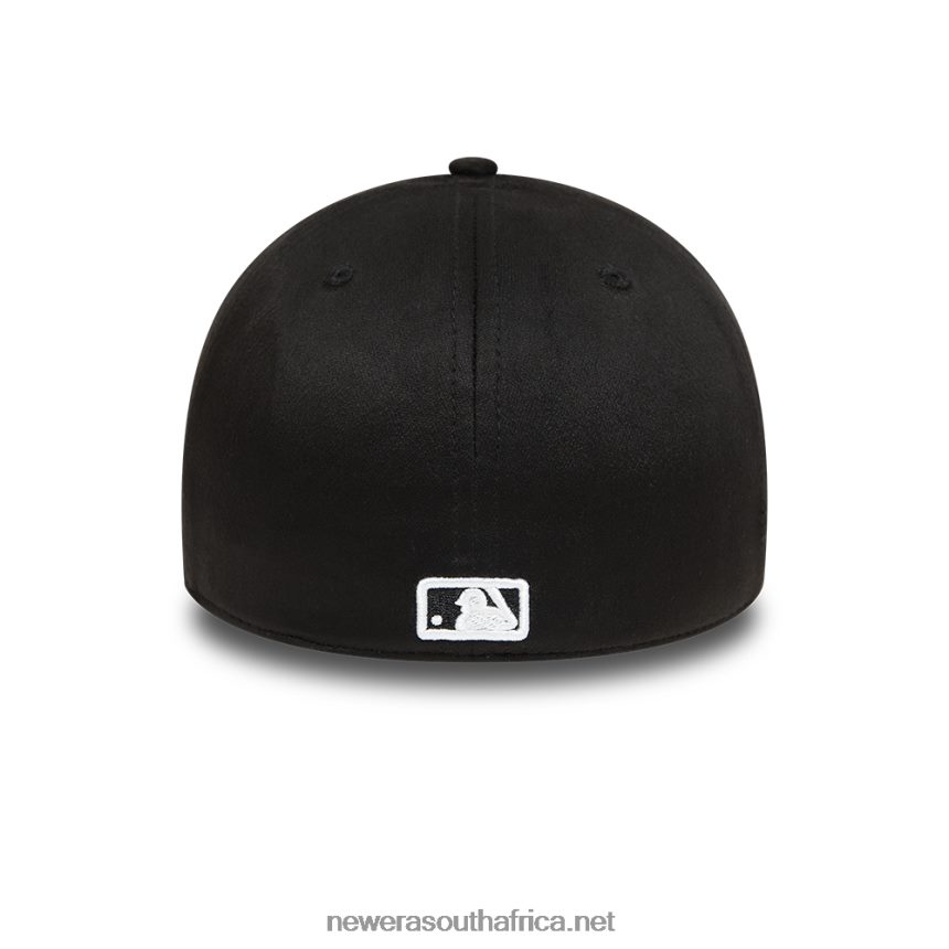 Chicago White Sox Faux Suede Black 39THIRTY Stretch Fit Cap New Era TRBRBN2148