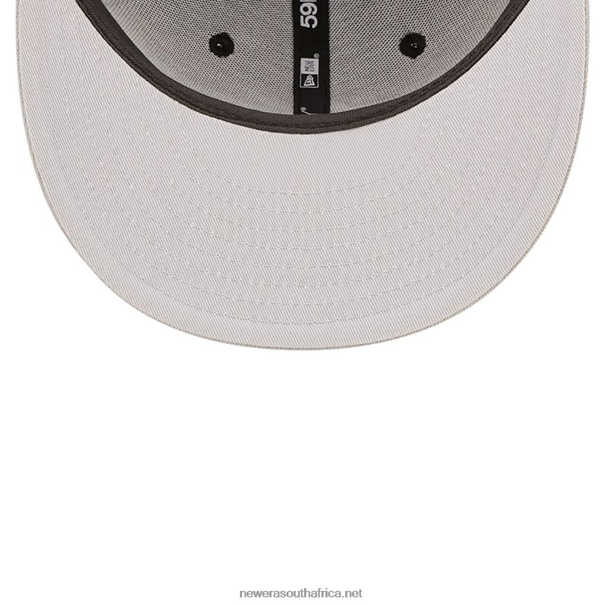 Chicago White Sox NE Letterman Black 59FIFTY Fitted Cap New Era TRBRBN216