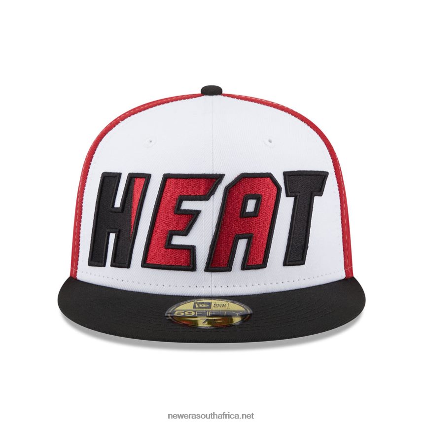 Miami Heat NBA Back Half Black 59FIFTY Fitted Cap New Era TRBRBN510