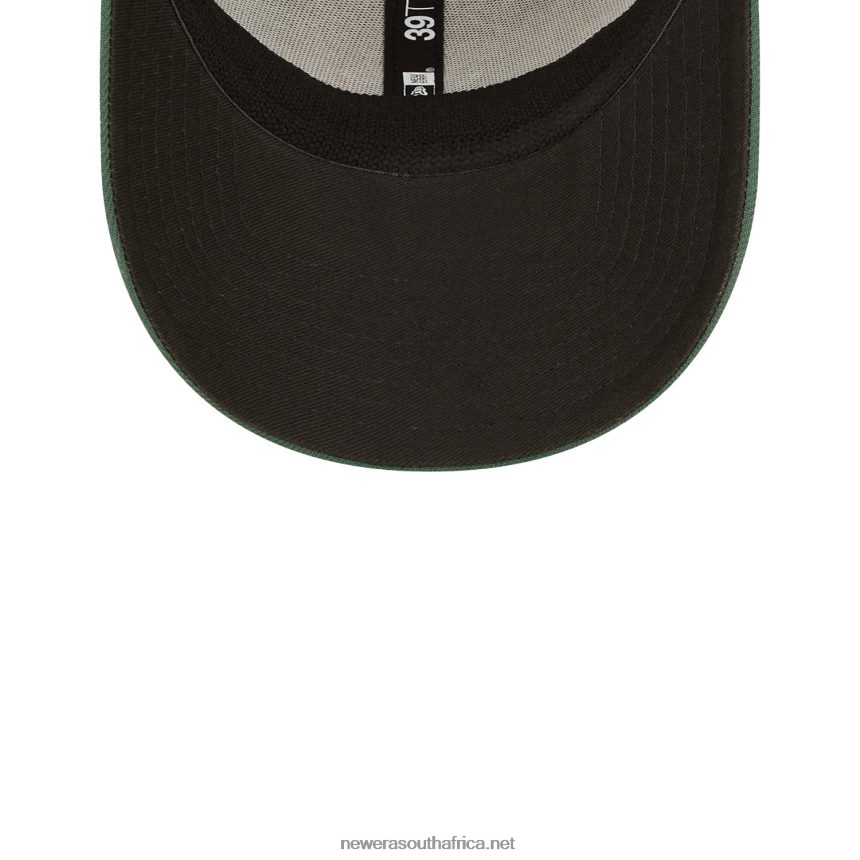 Milwaukee Bucks NBA Tip Off 2022 Black 39THIRTY Stretch Fit Cap New Era TRBRBN2210