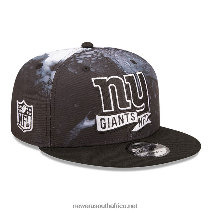 New York Giants NFL Sideline 2022 Black 9FIFTY Snapback Cap New Era TRBRBN1890