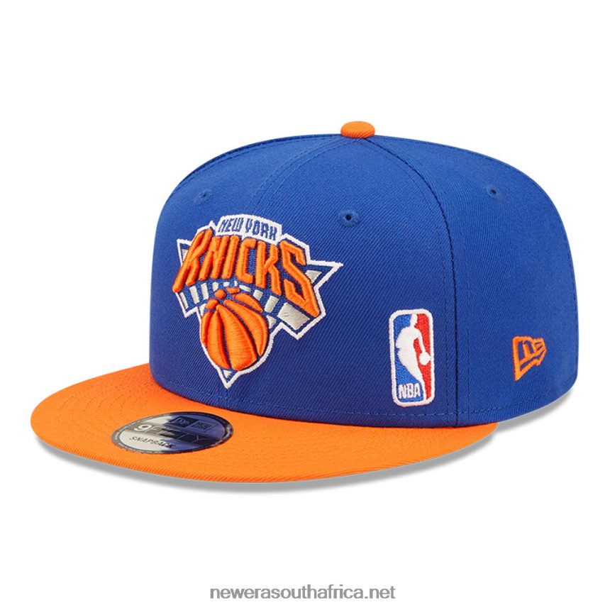 New York Knicks NBA Black Letter Arch Blue 9FIFTY Snapback Cap New Era TRBRBN2013