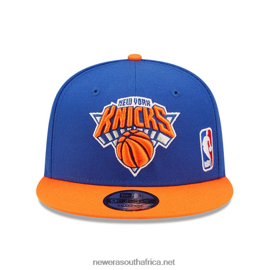 New York Knicks NBA Black Letter Arch Blue 9FIFTY Snapback Cap New Era TRBRBN2013