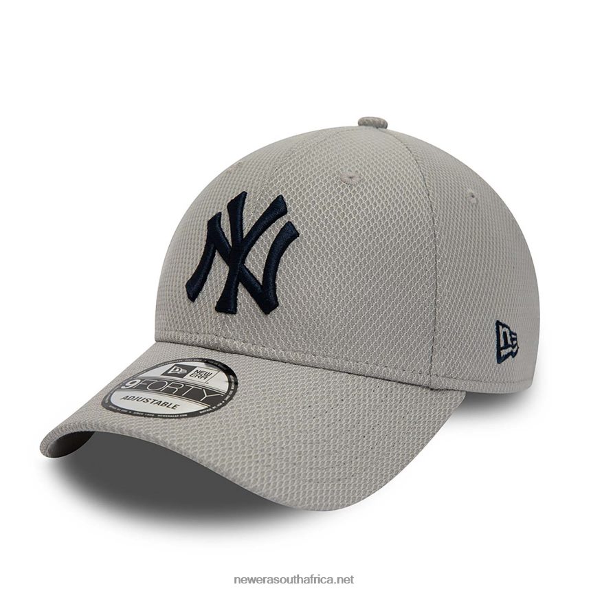 New York Yankees Diamond Era Essential Grey 9FORTY Adjustable Cap New Era TRBRBN1650