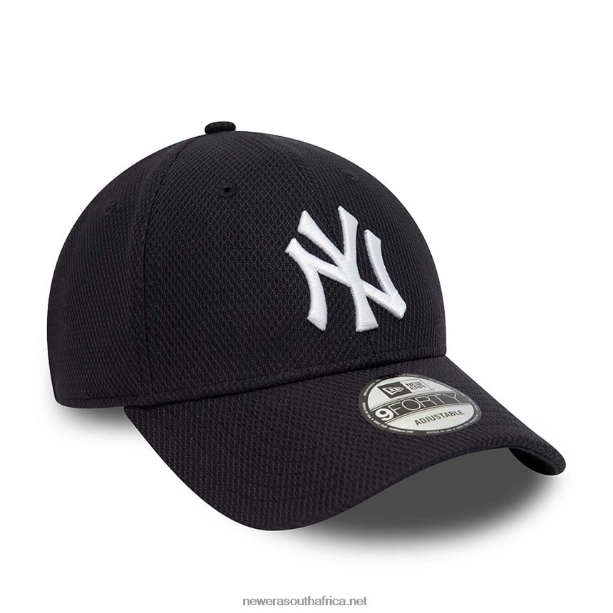 New York Yankees Diamond Era Essential Navy 9FORTY Adjustable Cap New Era TRBRBN1635