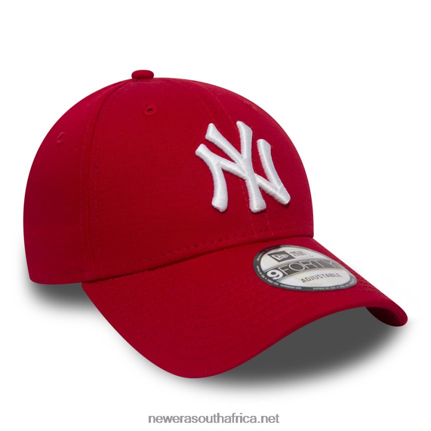 New York Yankees Essential Red 9FORTY Cap New Era TRBRBN1576