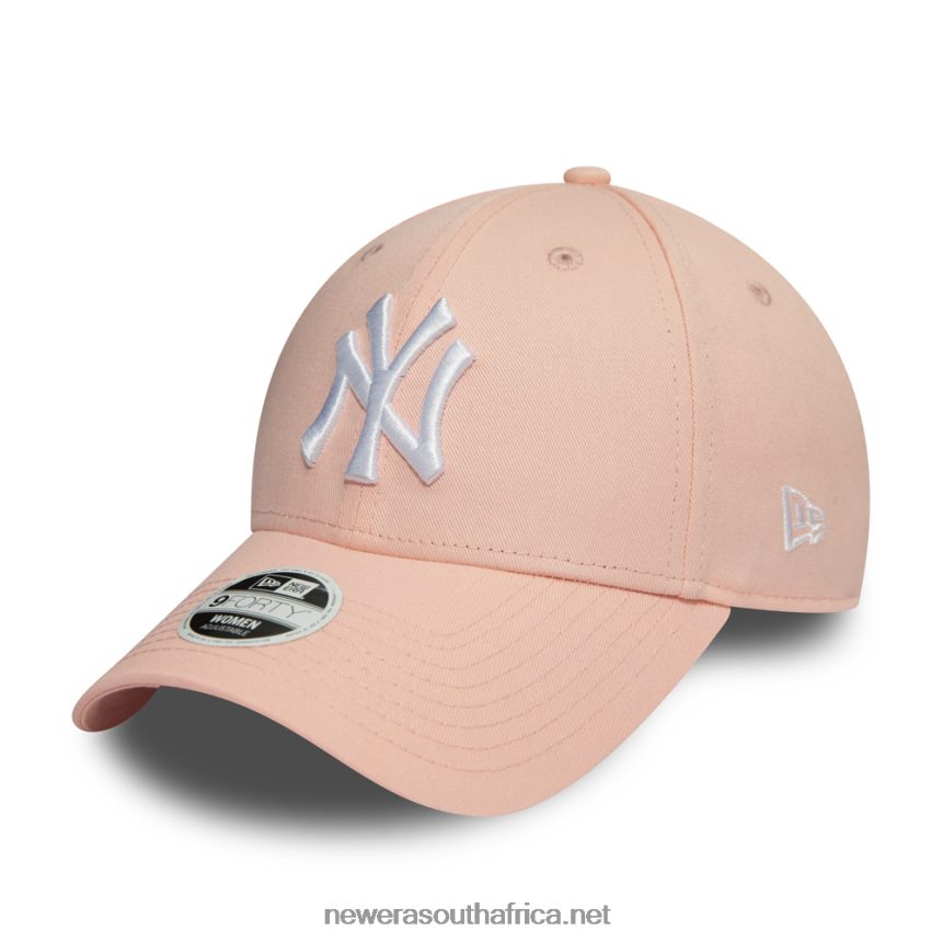 New York Yankees Essential Womens Pink 9FORTY Cap New Era TRBRBN1451