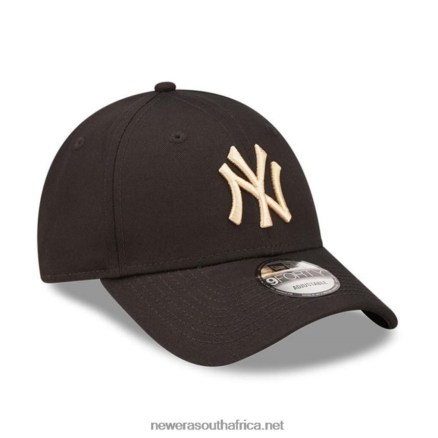 New York Yankees League Essential Black 9FORTY Adjustable Cap New Era TRBRBN1763