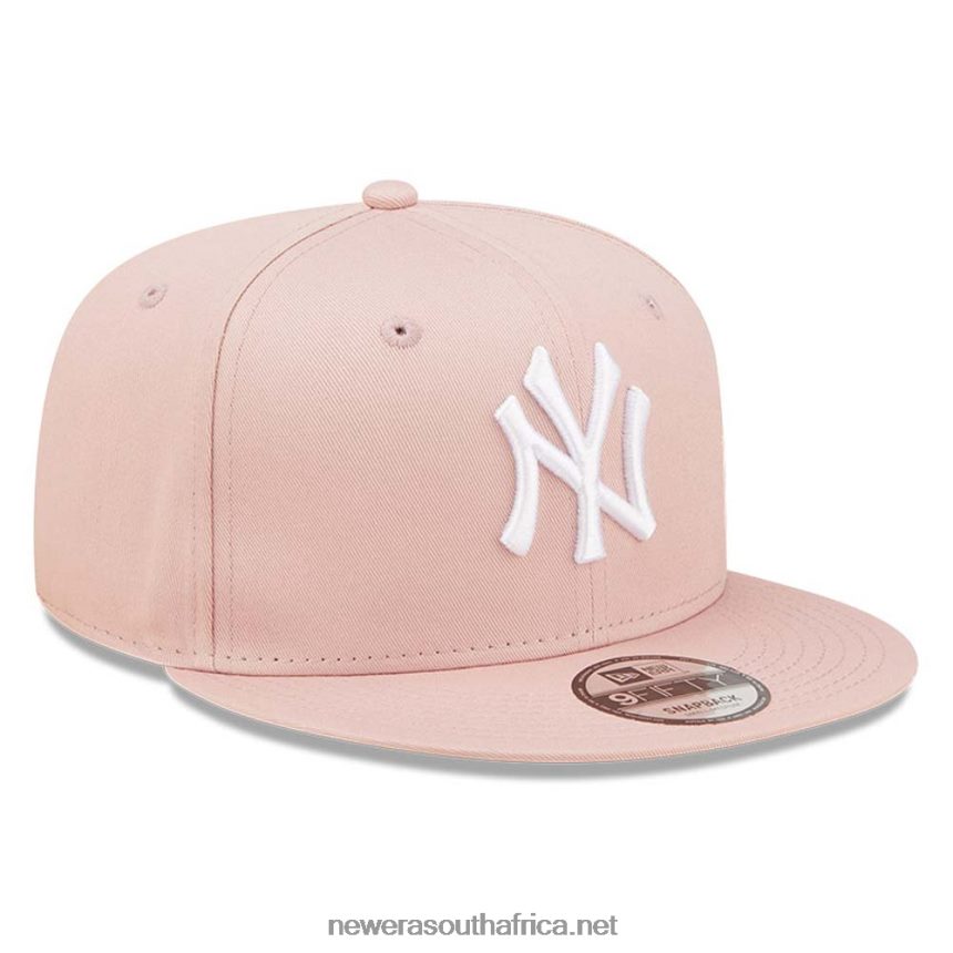 New York Yankees League Essential Pink 9FIFTY Snapback Cap New Era TRBRBN1894