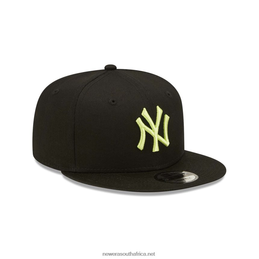 New York Yankees League Essentials Black 9FIFTY Snapback Cap New Era TRBRBN2063