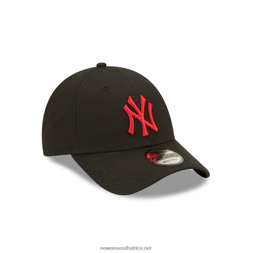 New York Yankees League Essentials Black 9FORTY Adjustable Cap New Era TRBRBN1481