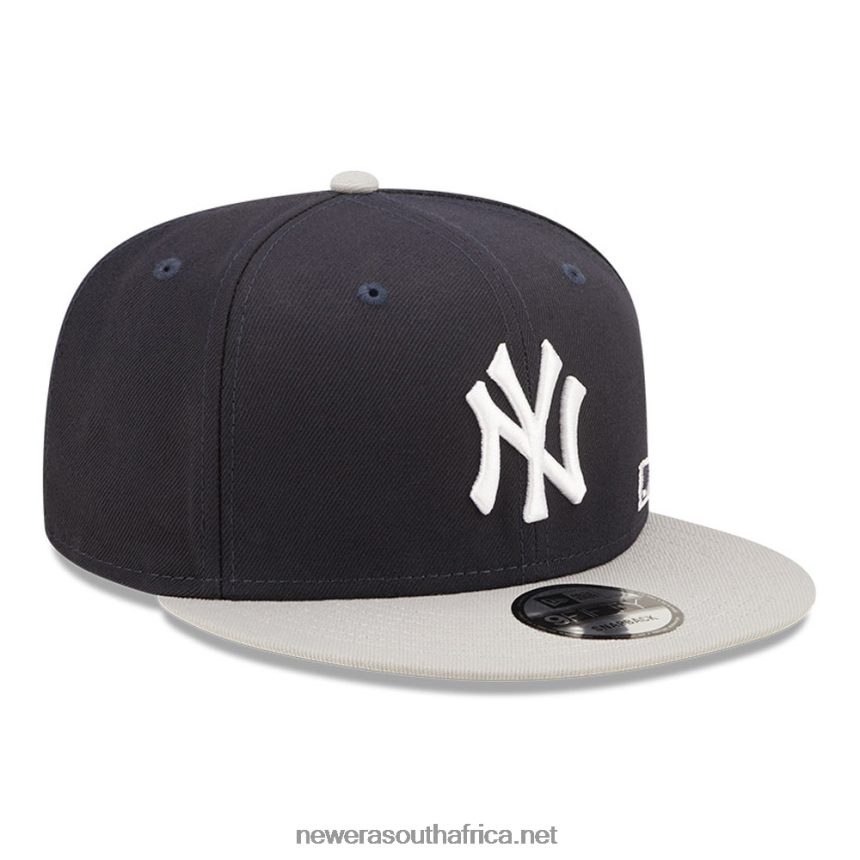 New York Yankees MLB Black Letter Arch Navy 9FIFTY Snapback Cap New Era TRBRBN1999