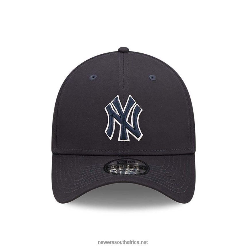 New York Yankees Team Outline Navy 39THIRTY Stretch Fit Cap New Era TRBRBN2205