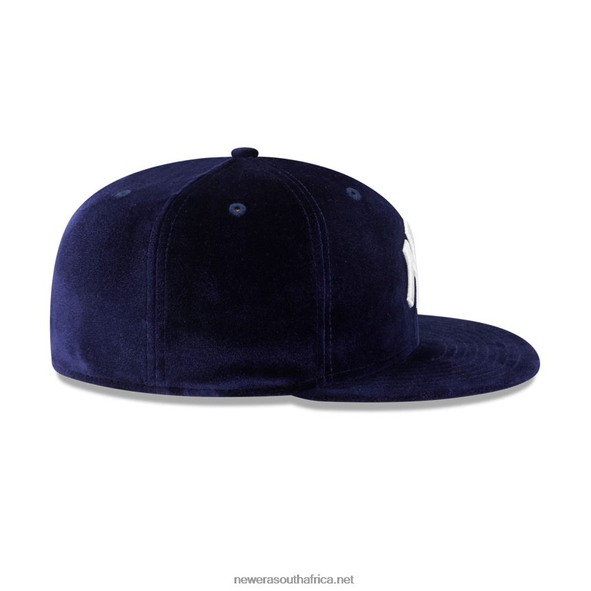 New York Yankees Velvet Navy 59FIFTY Fitted Cap New Era TRBRBN1113