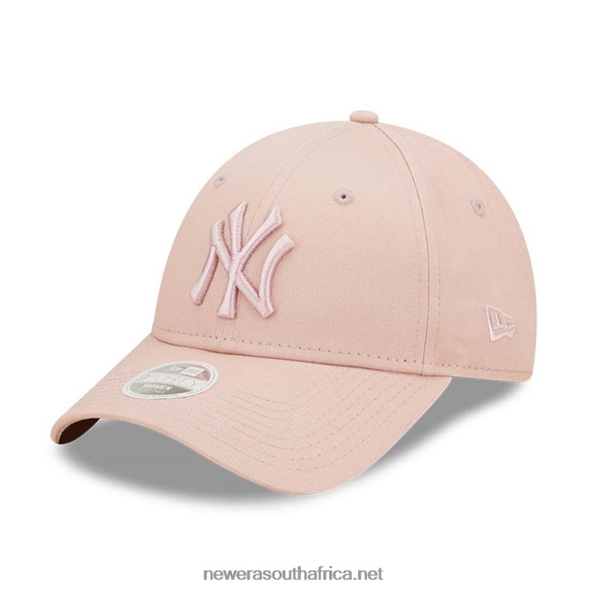 New York Yankees Womens League Essential Pink 9FORTY Adjustable Cap New Era TRBRBN1697